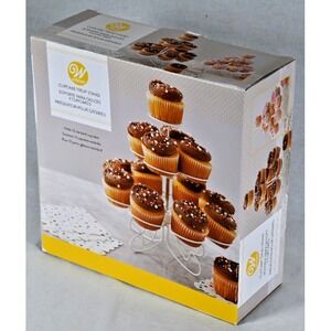 NEW Wilton 3 Tier Cupcake Treat Stand Holds‎ 13 Standard Cupcakes